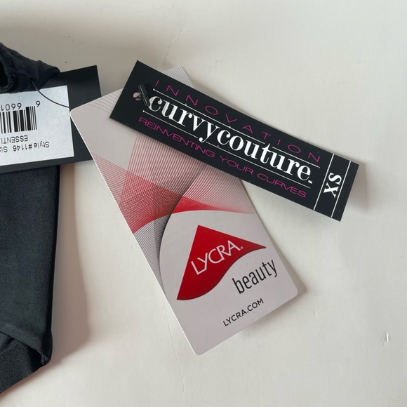 Curvy Couture Black Essential Boy Short XS - Picture 3 of 5